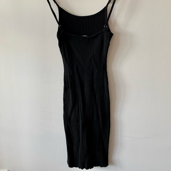HERA Collection Black Midi Dress - Picture 2 of 2